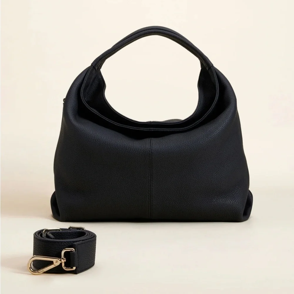 Elegant Black Hobo Bag - Picture 1 of 9